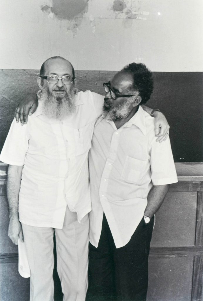 Paulo Freire e Abdias Nascimento em 19876.