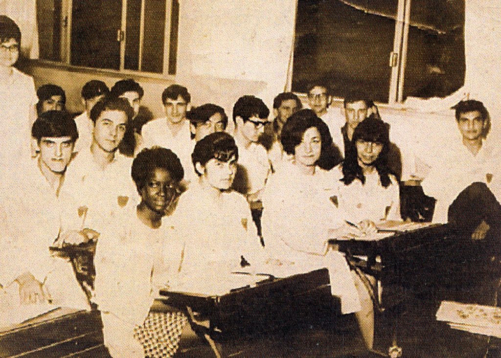 Sueli Carneiro no curso científico em 1971