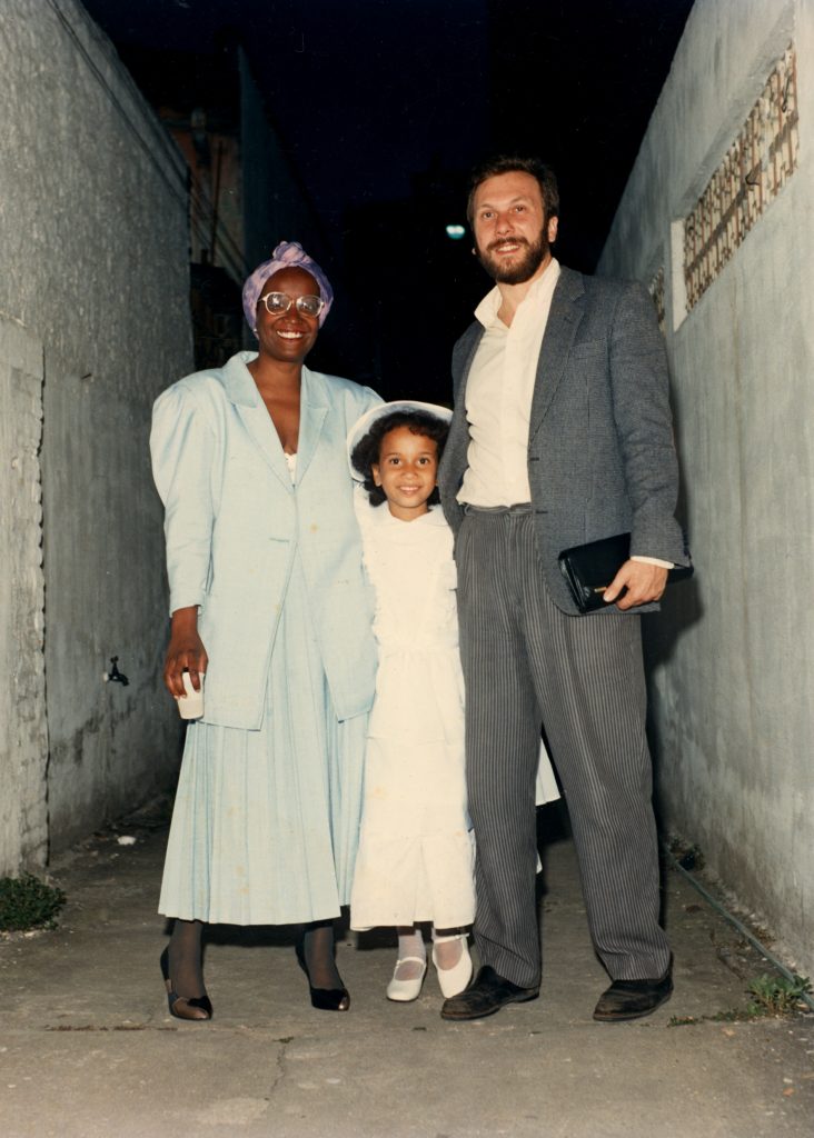 Sueli Carneiro, Luanda e Maurice no casamento de Gérsio, irmão de Sueli. 13 de dezembro de 1988